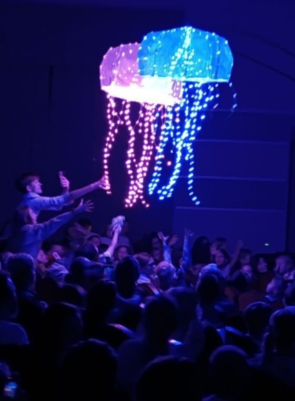 Представление световых кукол